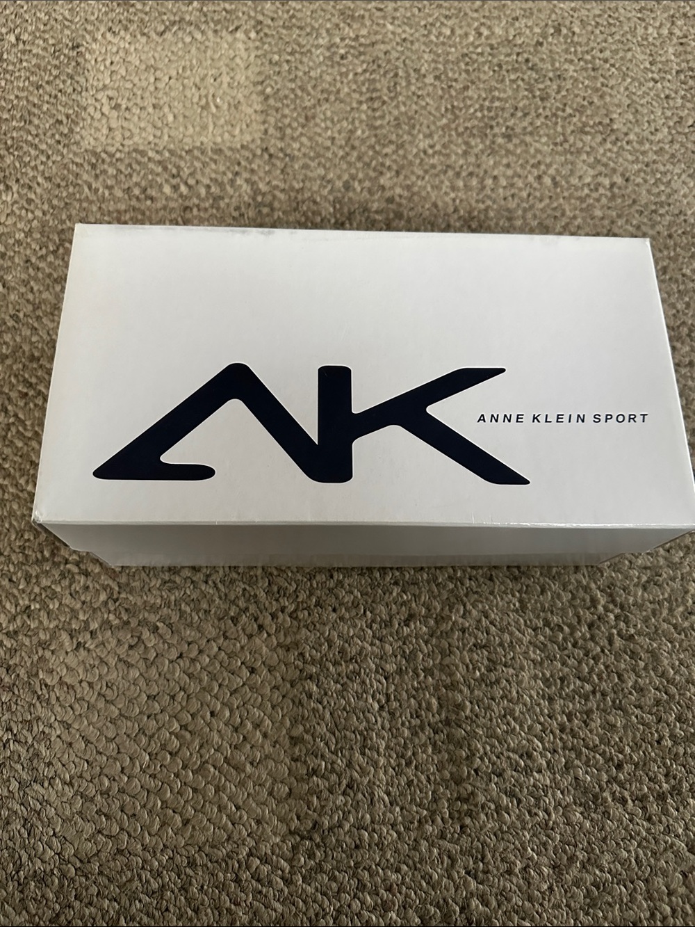 AK -Anne Klein sport